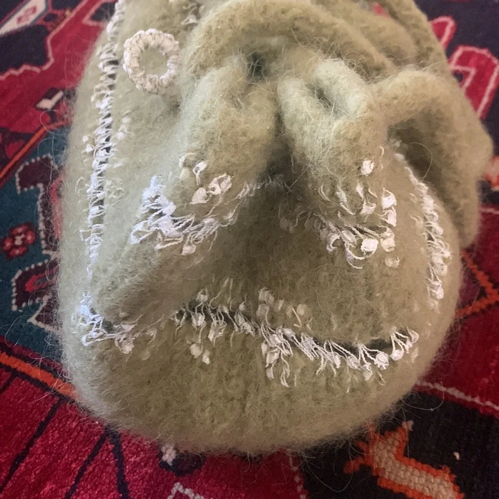 Handmade sage green wool shoulder bag. NWOT - Picture 4 of 7